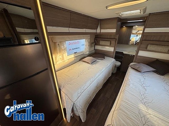 Kabe Travelmaster I 810 LT (5e bältesplats) 10 of 27