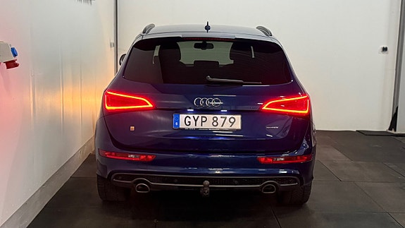 Audi Q5 9 of 18