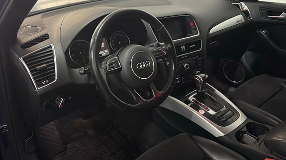 Audi Q5 4 of 5