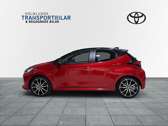 Toyota Yaris 3 of 25