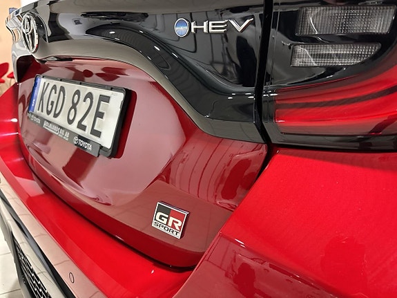 Toyota Yaris 24 of 26