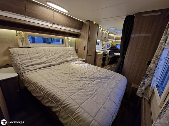 Kabe ROYAL 780 TDL KS / Queensbed 16 of 21