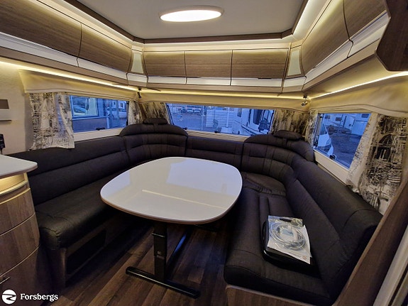 Kabe ROYAL 780 TDL KS / Queensbed 2 of 21