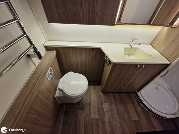 Kabe ROYAL 780 TDL KS / Queensbed 17 of 21