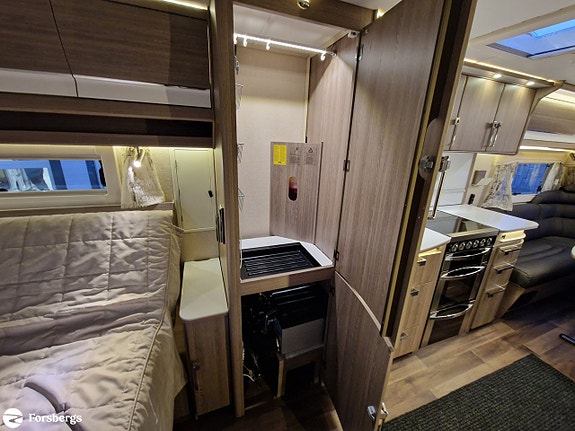 Kabe ROYAL 780 TDL KS / Queensbed 15 of 21