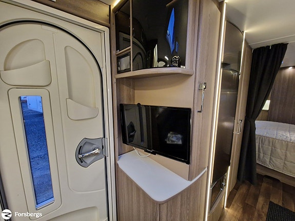 Kabe ROYAL 780 TDL KS / Queensbed 5 of 21