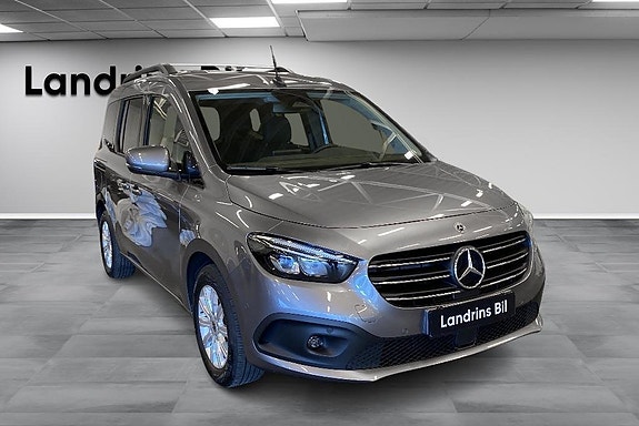 Mercedes-Benz T180 d 3 of 5