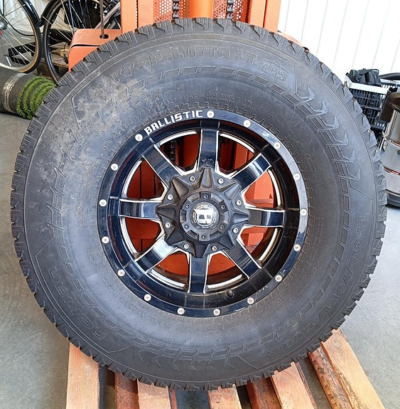 Product image 3 of 10