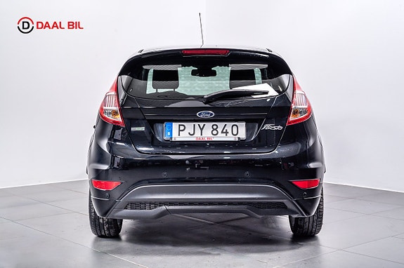 Ford Fiesta 6 of 21