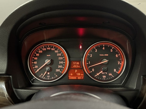 BMW 325i 13 of 14