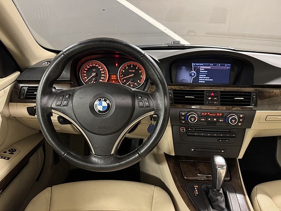 BMW 325i 9 of 14