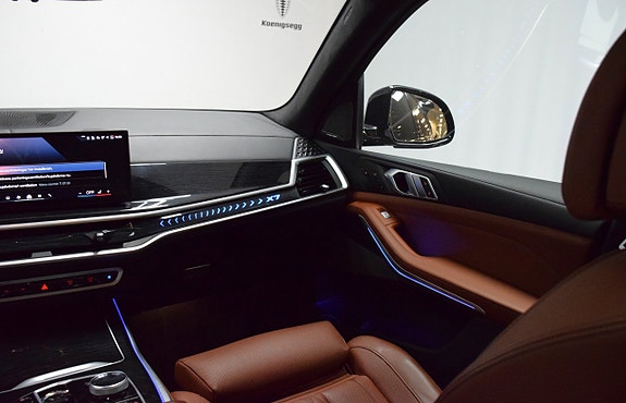 BMW X7 17 of 30