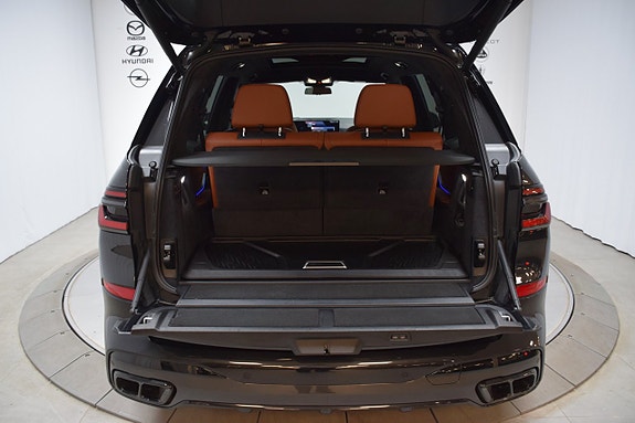BMW X7 15 of 30