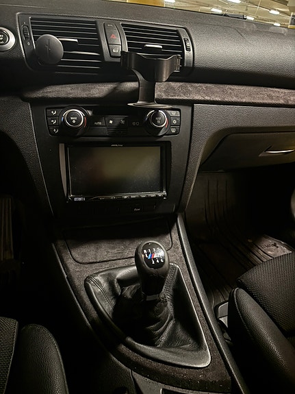 BMW 123d 7 of 10