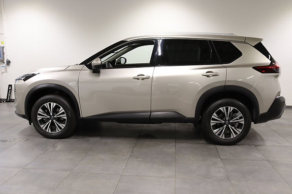 Nissan X-Trail 3 of 13
