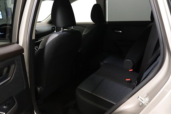 Nissan X-Trail 13 of 13