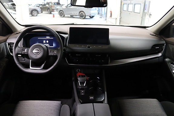 Nissan X-Trail 10 of 13