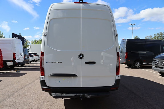Mercedes-Benz eSprinter 420 4 of 6