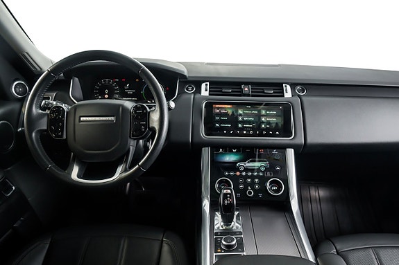Land Rover Range Rover Sport 18 of 24