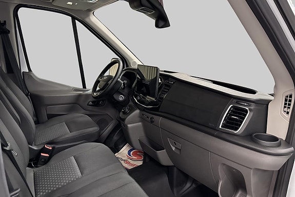 Ford E-Transit 4 of 5