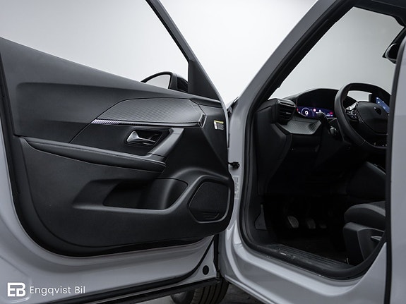 Peugeot 2008 16 of 27