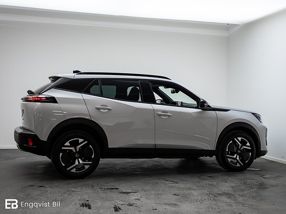 Peugeot 2008 7 of 27