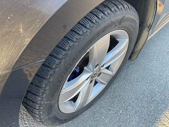 Volkswagen Passat 5 of 5