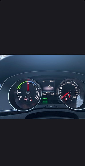 Volkswagen Passat 6 of 10