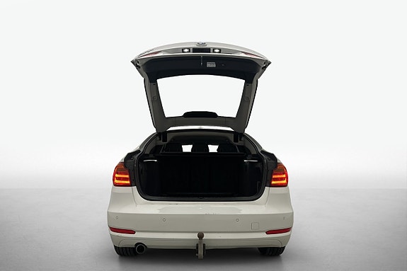 BMW 318 26 of 27