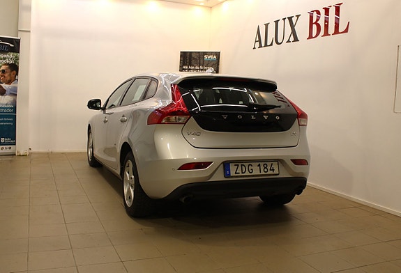 Volvo V40 6 of 19