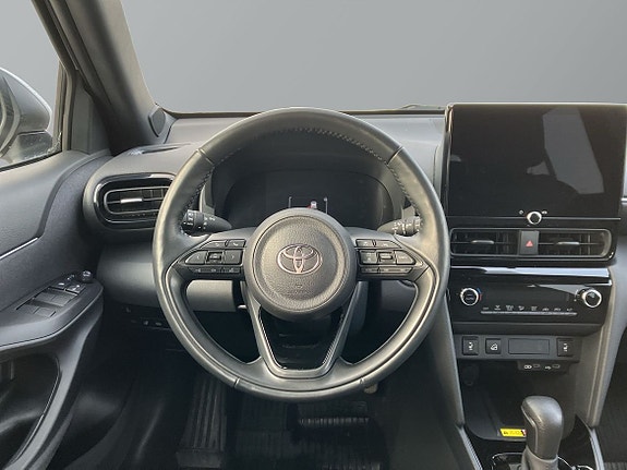 Toyota Yaris Cross 10 of 11