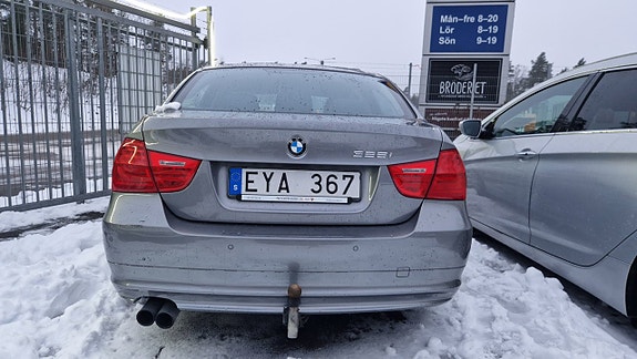 BMW 325i 13 of 13