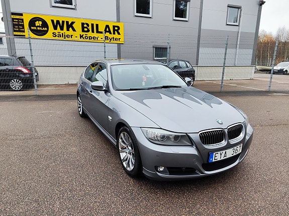 BMW 325i 2 of 13