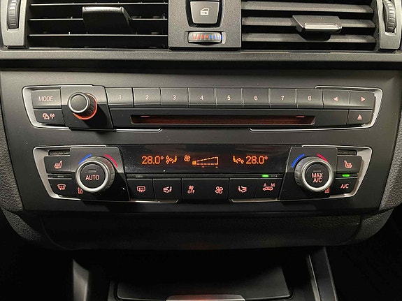 BMW 118d 17 of 20