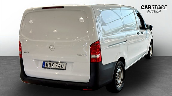 Mercedes-Benz Vito 119 2 of 9