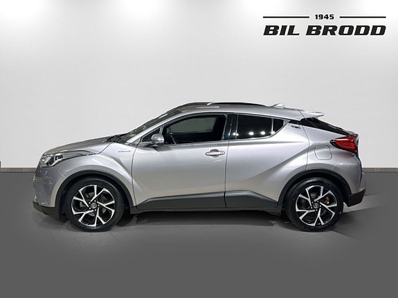 Toyota C-HR 4 of 14