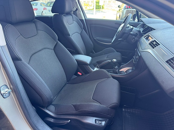 Citroen C5 5 of 6