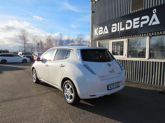 Nissan Leaf 7 of 14