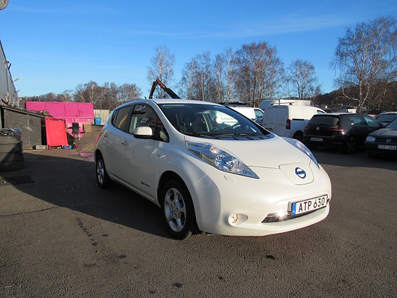 Nissan Leaf 4 of 14