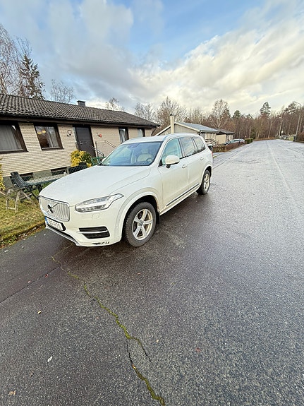 Volvo XC90 4 of 4
