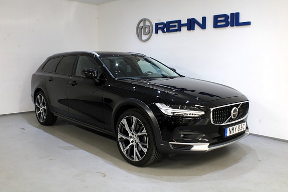 Volvo V90 Cross Country