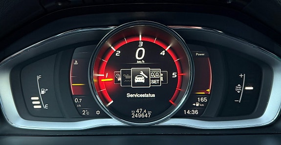 Volvo V60 Cross Country 20 of 30