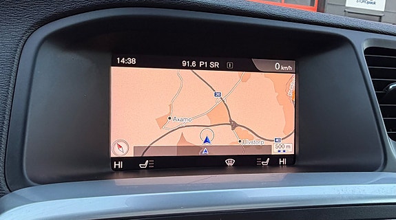 Volvo V60 Cross Country 21 of 30
