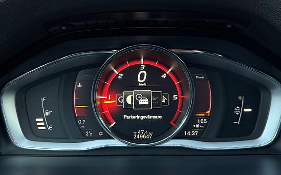 Volvo V60 Cross Country 19 of 30
