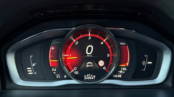Volvo V60 Cross Country 16 of 30