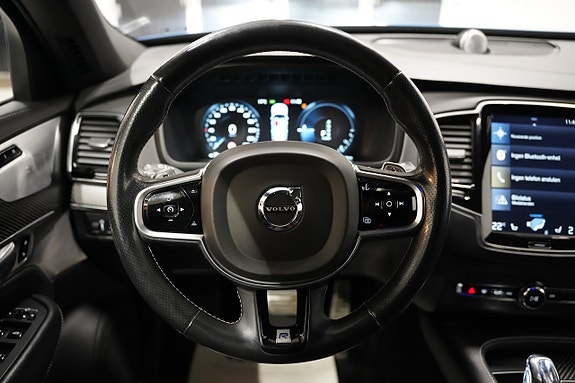Volvo XC90 13 of 28