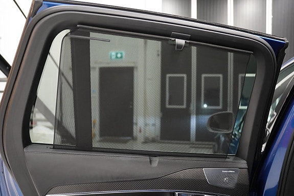 Volvo XC90 20 of 28