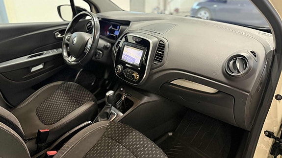 Renault Captur 23 of 23