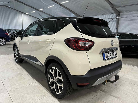 Renault Captur 9 of 23