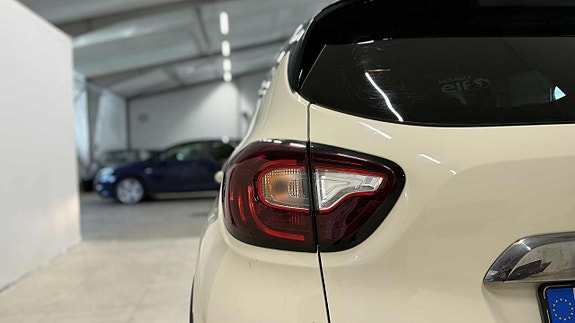 Renault Captur 13 of 23